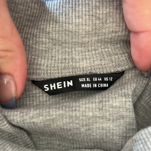 Gray turtle tank - Picture 4 of 4